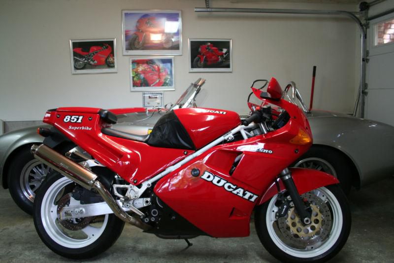 ducati 1990