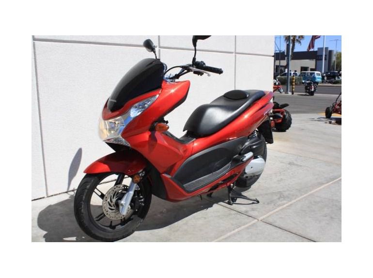 Buy 2011 Honda Pcx 125 Scooter On 2040 Motos 8192