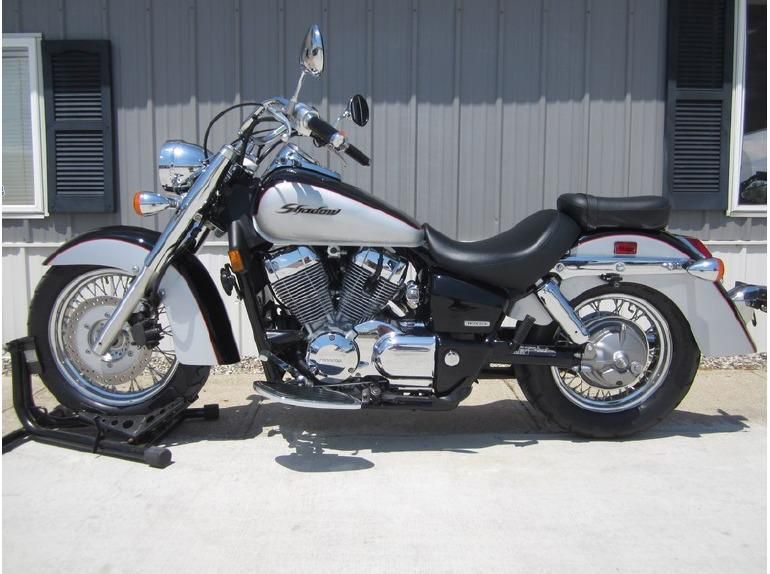 Buy 2004 Honda Shadow Aero Vt750c Cruiser On 2040 Motos 5846