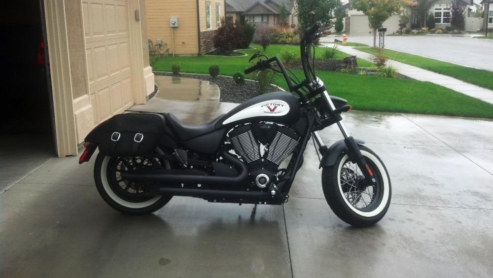 victory highball saddlebags