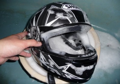 Community Tip: How-To Clean your Motorcycle Helmet (thoroughly)