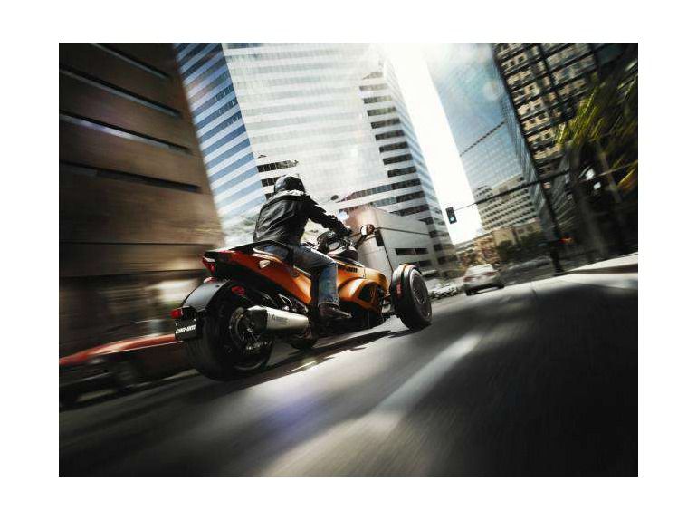 2013 can-am spyder rs-s se5 