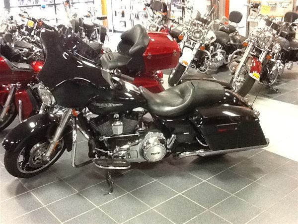 2012 harley-davidson flhx street glide