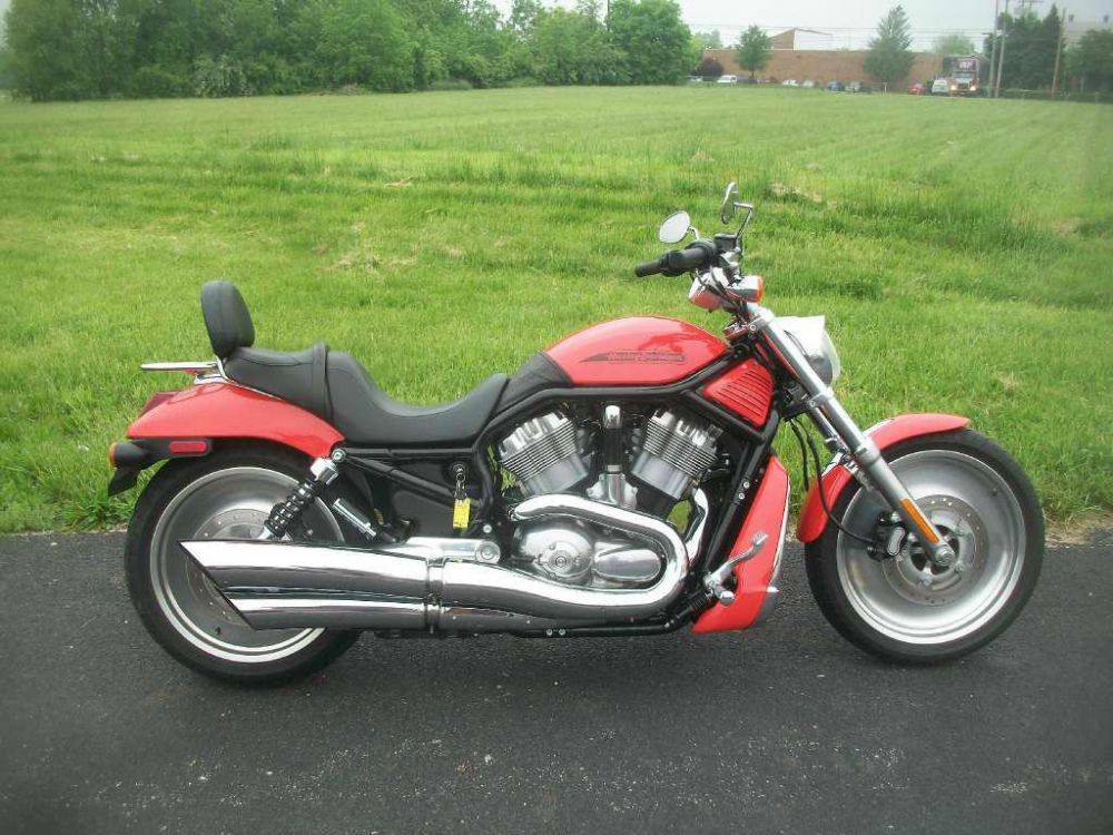 2004 harley-davidson vrsca v-rod  cruiser 