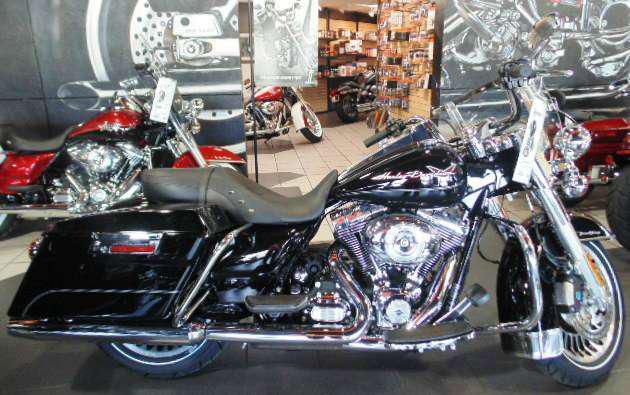 2013 harley-davidson flhr road king  touring 