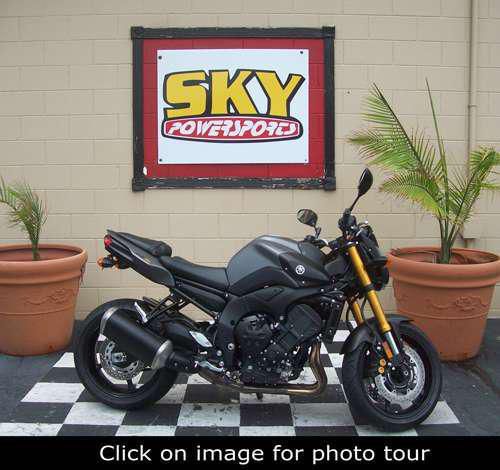 2011 yamaha fz1  sportbike 