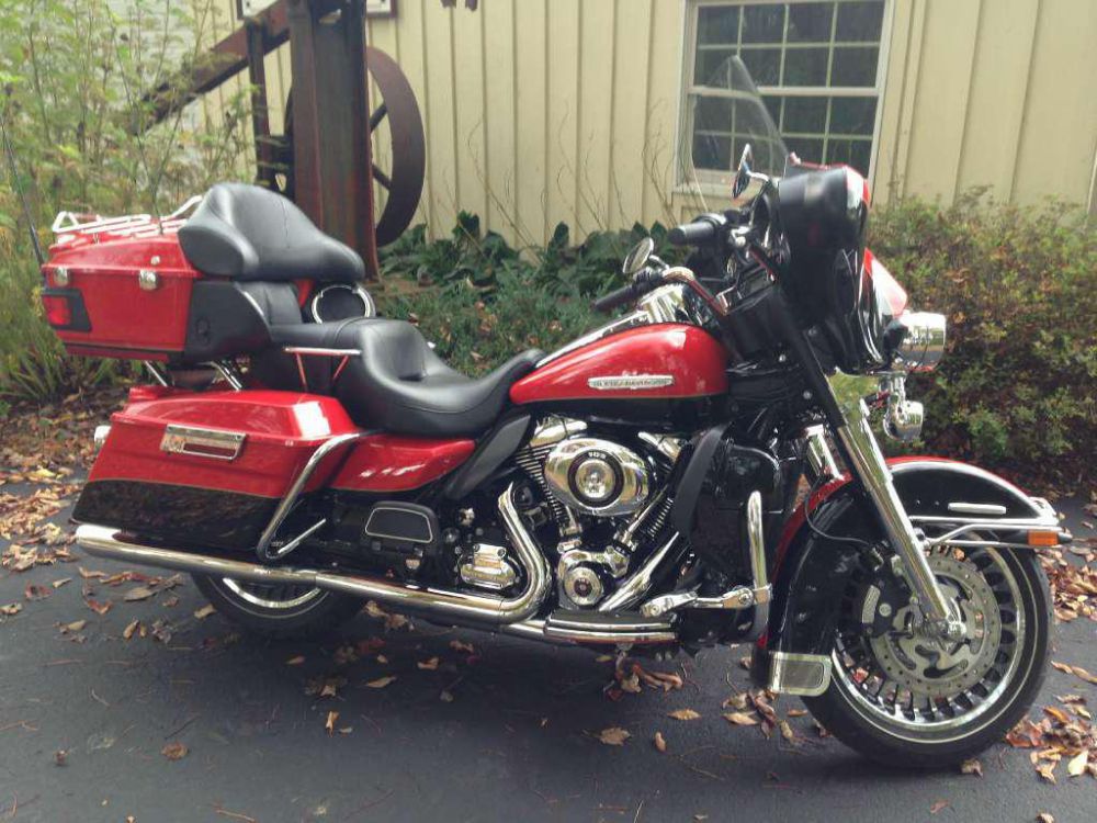 2010 harley-davidson flhtk electra glide ultra limited  touring 