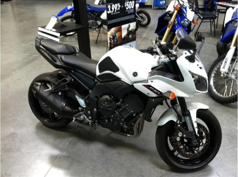 2012 yamaha fz1  sportbike 