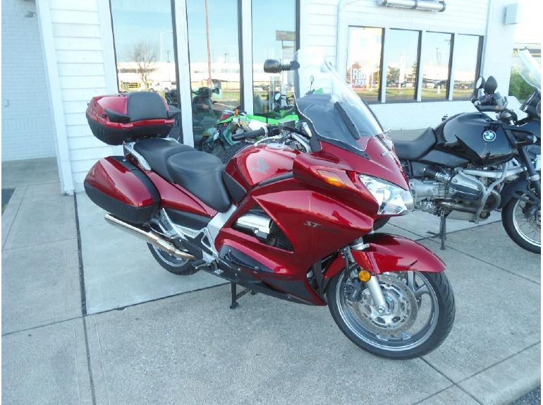 2009 honda st1300 