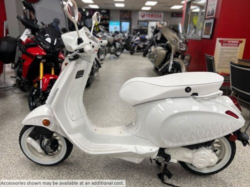 2023 Vespa Sprint 50 Justin Bieber X