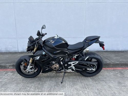 2024 BMW S 1000 R