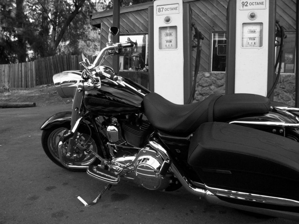 2007 harley-davidson road king cvo cruiser 