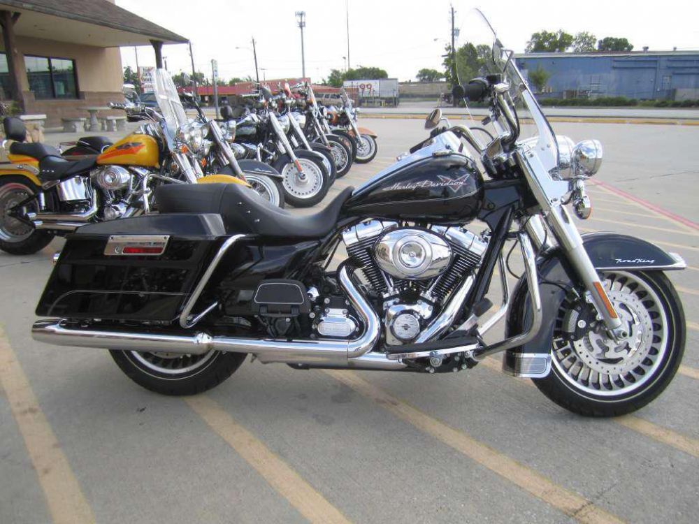 2013 harley-davidson flhr road king  touring 