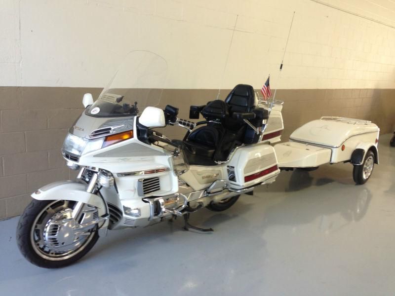 1996 honda gl1500se goldwing se low miles loaded with trailer!