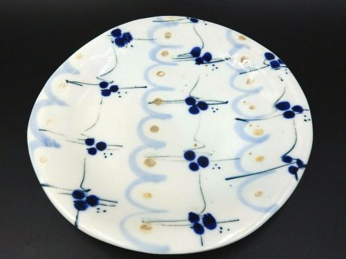 Vintage signed pat hannigan maine handmade low-fired pottery blue &amp; white plate