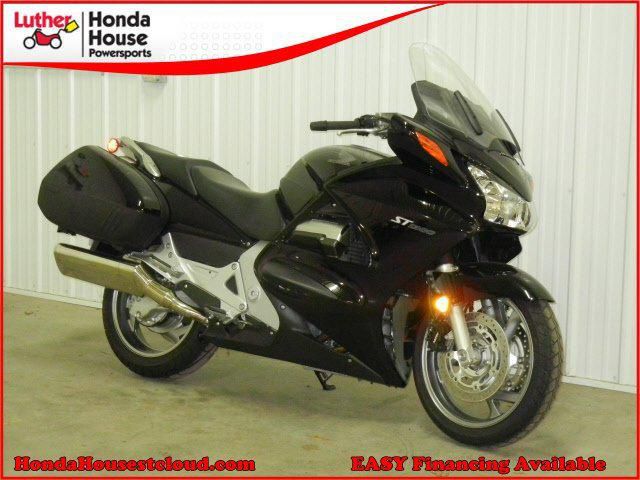 2010 honda st1300 base  sport touring 