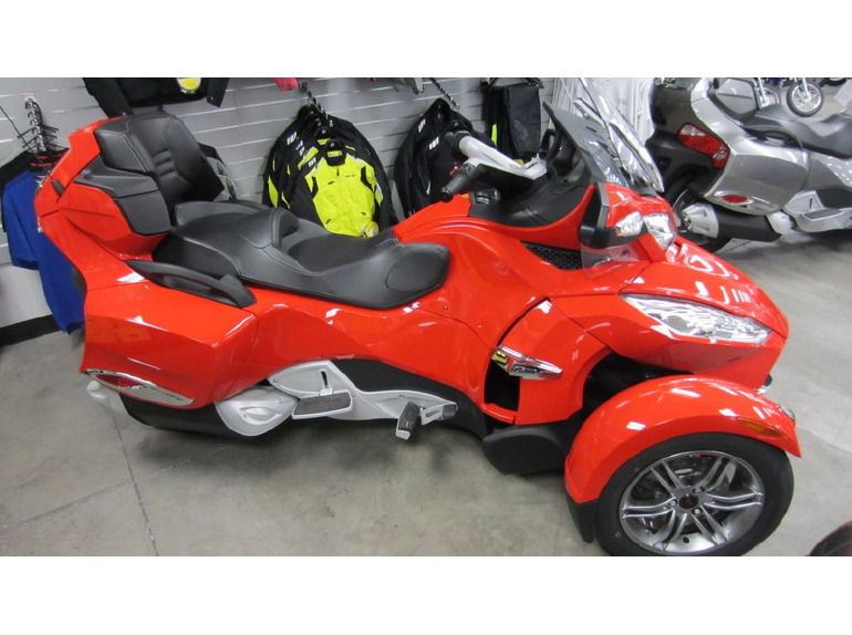 2012 Can-Am Spyder RT-S SE5 