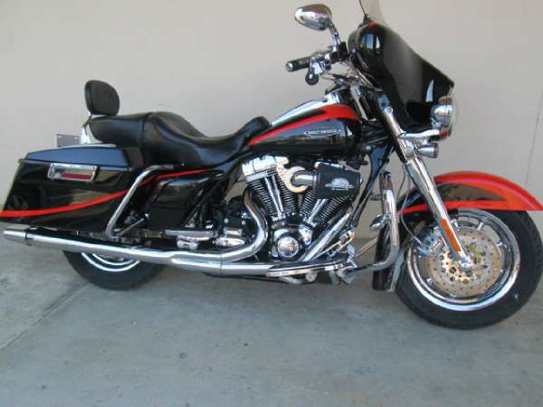 2007 Harley-Davidson CVO Screamin&#039; Eagle Ultra Classic Electra Glide