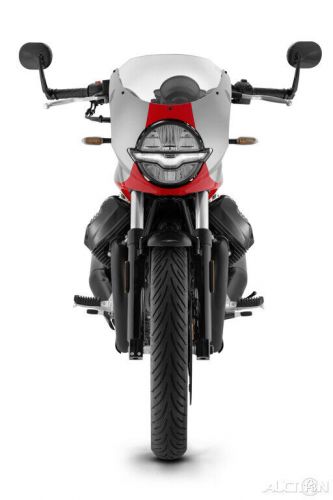 2024 moto guzzi v7 stone