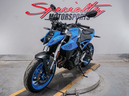 2023 Suzuki GSX-8S