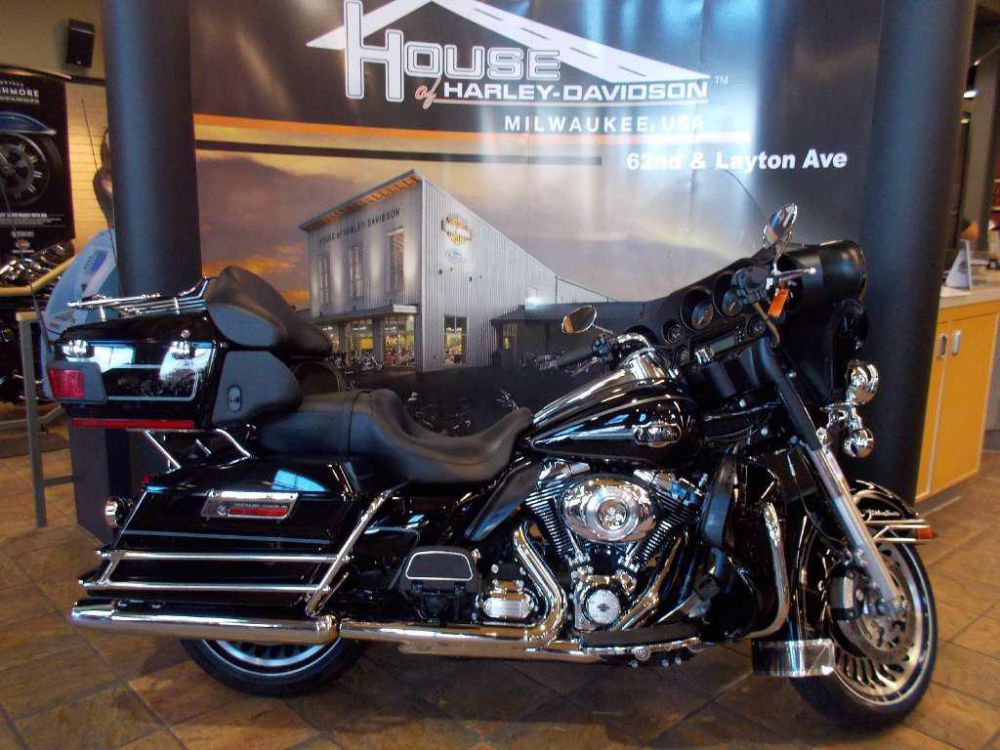 2013 harley-davidson flhtcu ultra classic electra glide  touring 