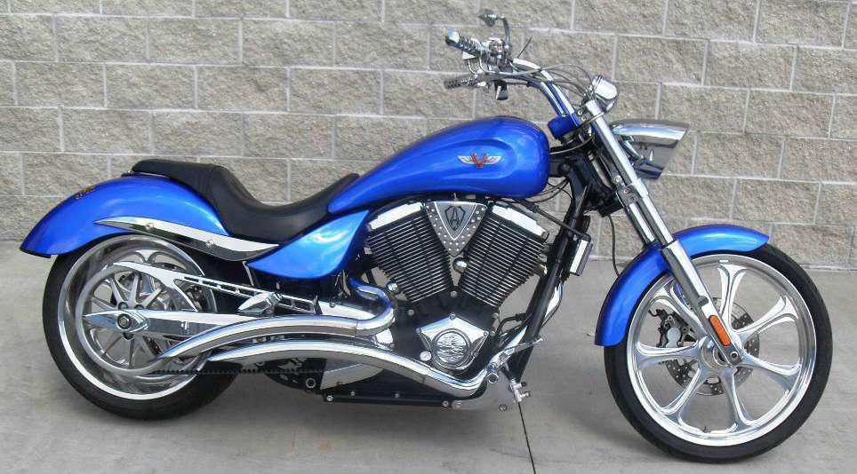 2007 victory ness signature series  cruiser 