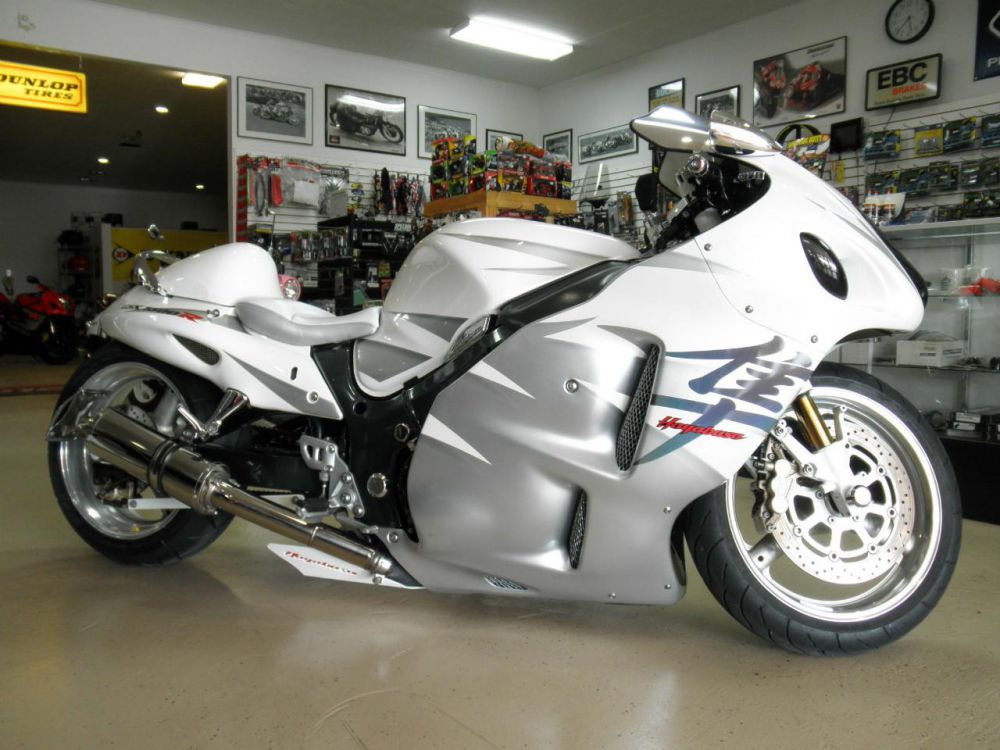 2005 suzuki hayabusa ltd gsx 1300 rz  sportbike 