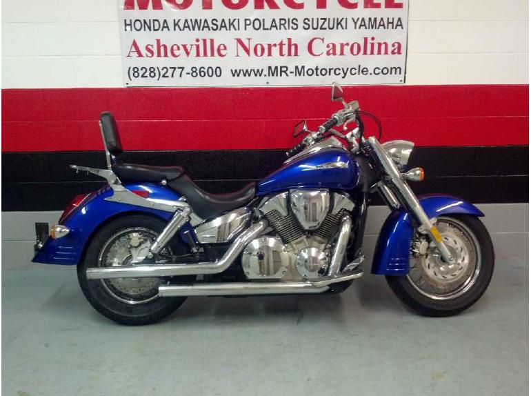 2006 honda vtx1300r (vt1300r)  cruiser 