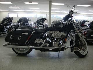 2008 harley-davidson road king classic flhrc  touring 