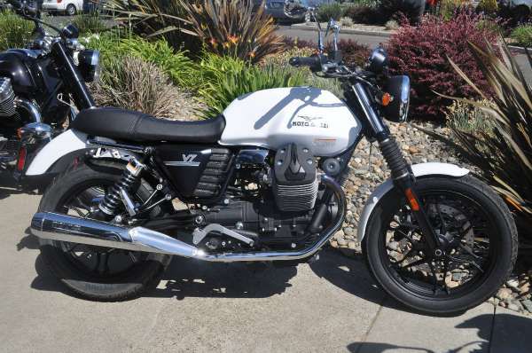 2013 moto guzzi v7 stone