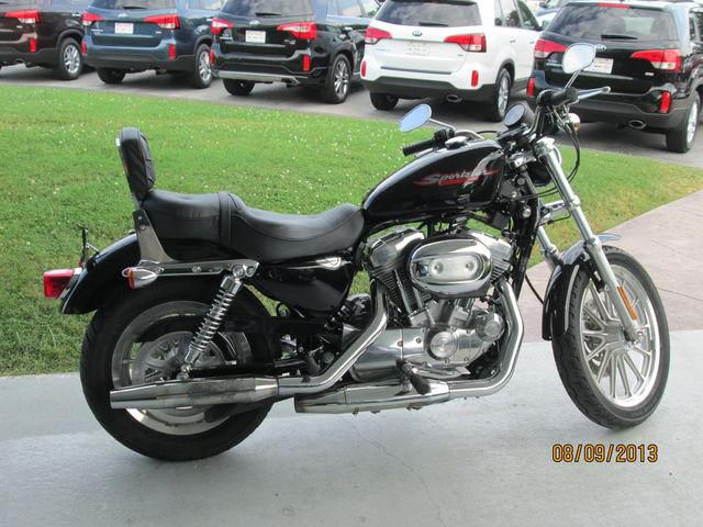 2006 harley-davidson xl 883 sportster low miles//like new!