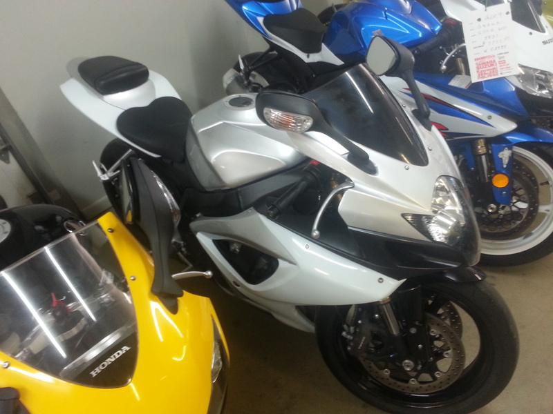 2006 suzuki gsx-r 600  sportbike 