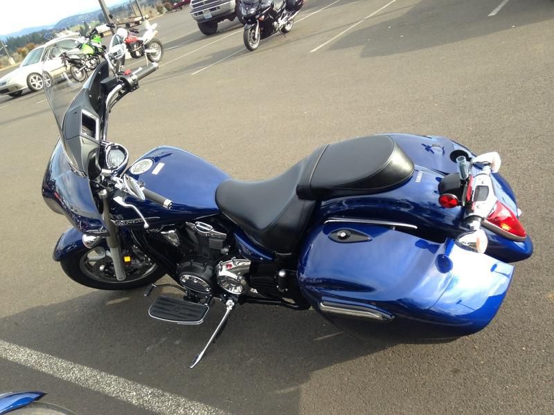 Yamaha v Star 1300 Tourer