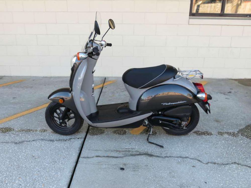 2009 honda metropolitan  scooter 