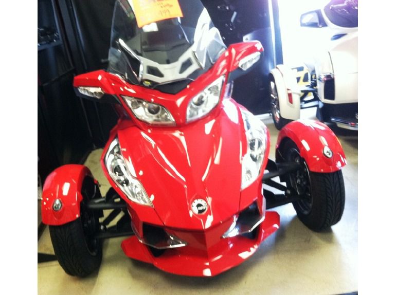 2012 can-am spyder rt-s se5 