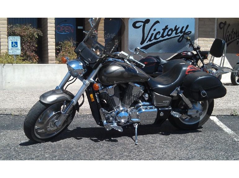 2004 Honda VTX1800C 