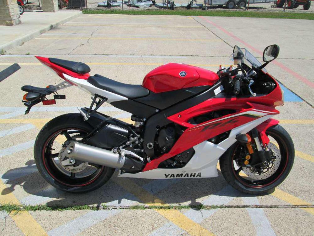 2013 yamaha yzf-r6  sportbike 