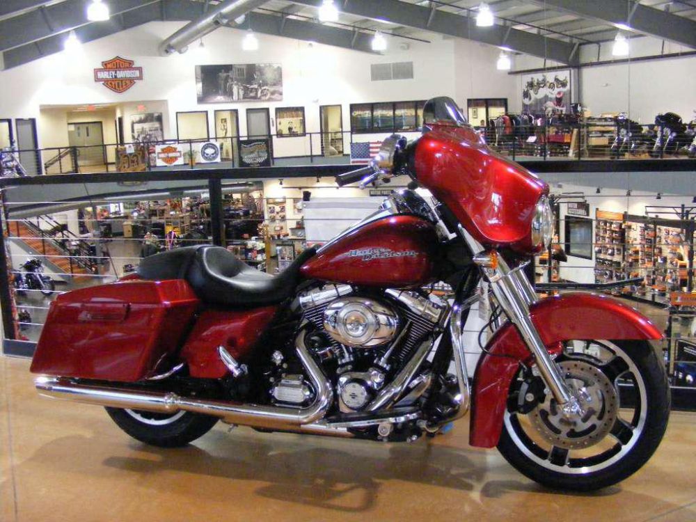 2012 Harley-Davidson FLHX Street Glide Touring 