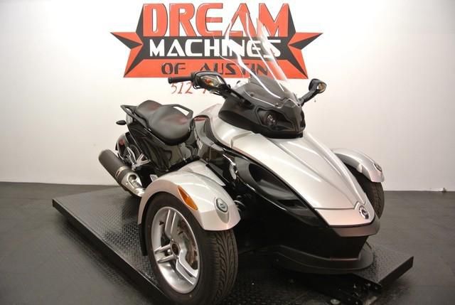 2009 can-am spyder gs  cruiser 