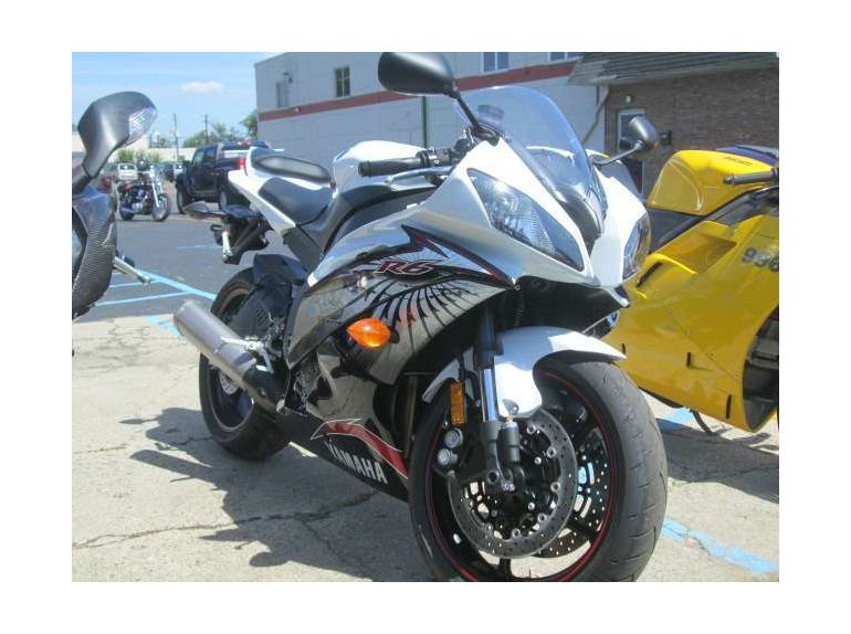 2012 yamaha yzf-r6 