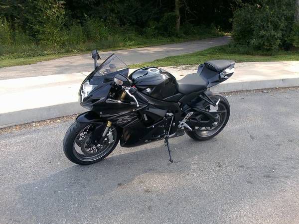 2011 Suzuki GSX-R 750 1 Owner , FALL BLOW OUT PRICES