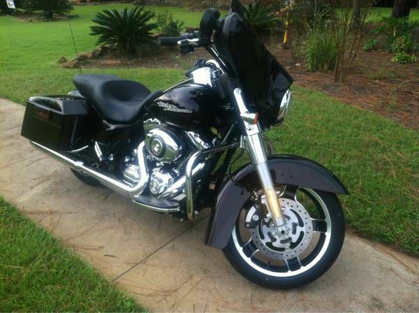 2011 harley davidson street glide 128 miles