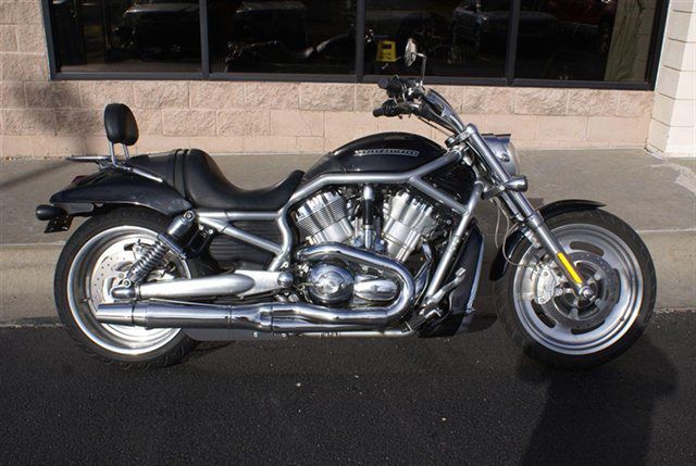 2007 black harley-davidson vrsca