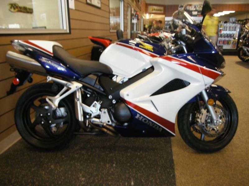 2007 Honda VFR800A7 Sportbike 