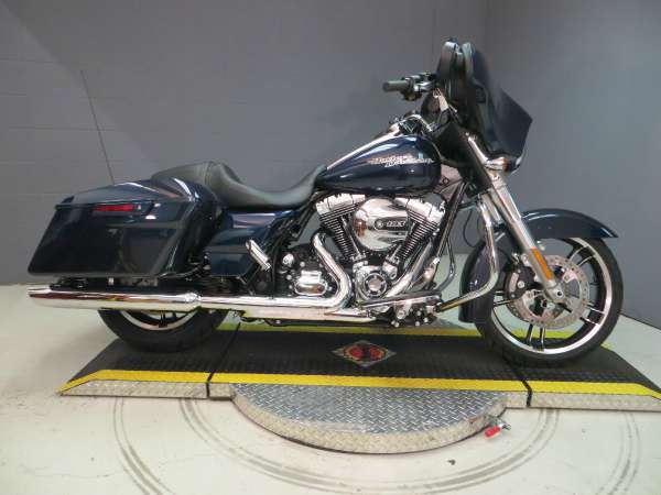 2014 harley-davidson flhx street glide