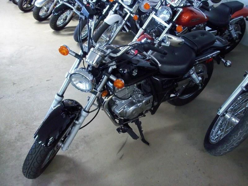 2009 suzuki gz 250  cruiser 