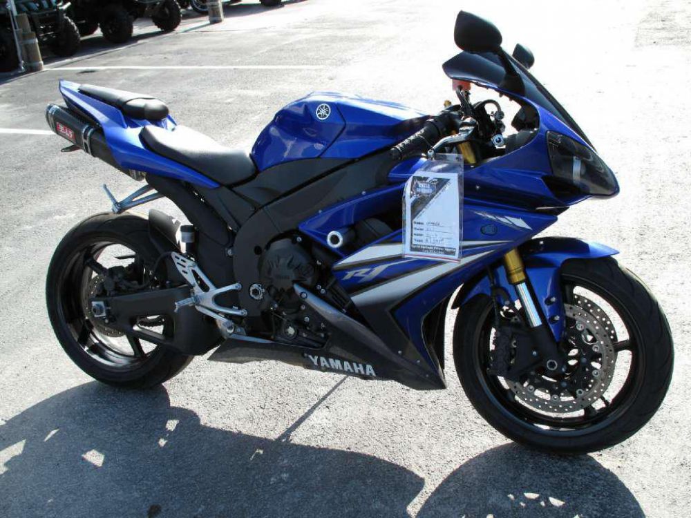 2007 Yamaha YZF-R1 Sportbike for sale on 2040-motos