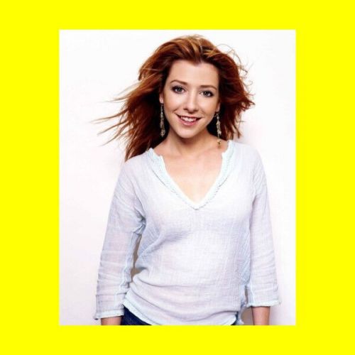 Alyson hannigan - how i met your mother - 8 x10 photo printed at a lab