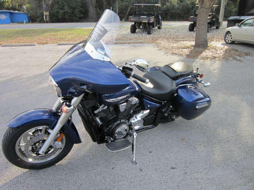 2013 yamaha v star 1300 deluxe  cruiser 