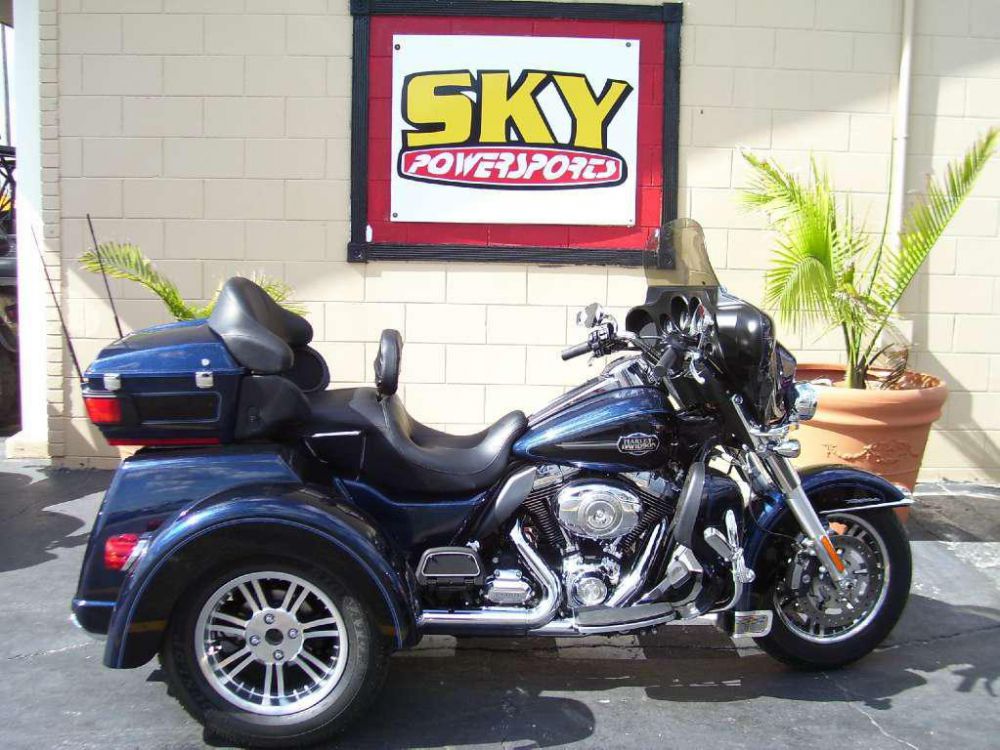 2012 harley-davidson flhtcutg tri glide ultra classic  trike 